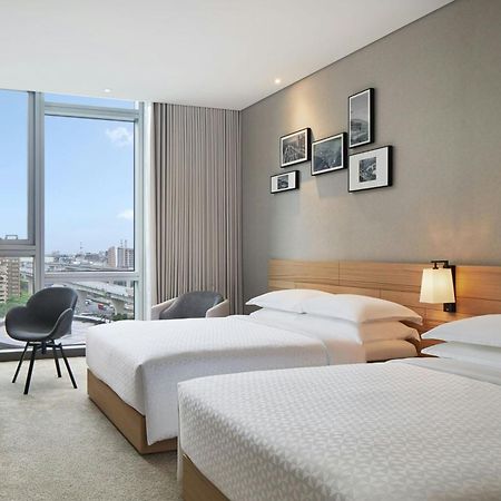 Four Points By Sheraton Linkou Dış mekan fotoğraf